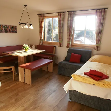 Macheiner Bed & Breakfast Mariapfarr